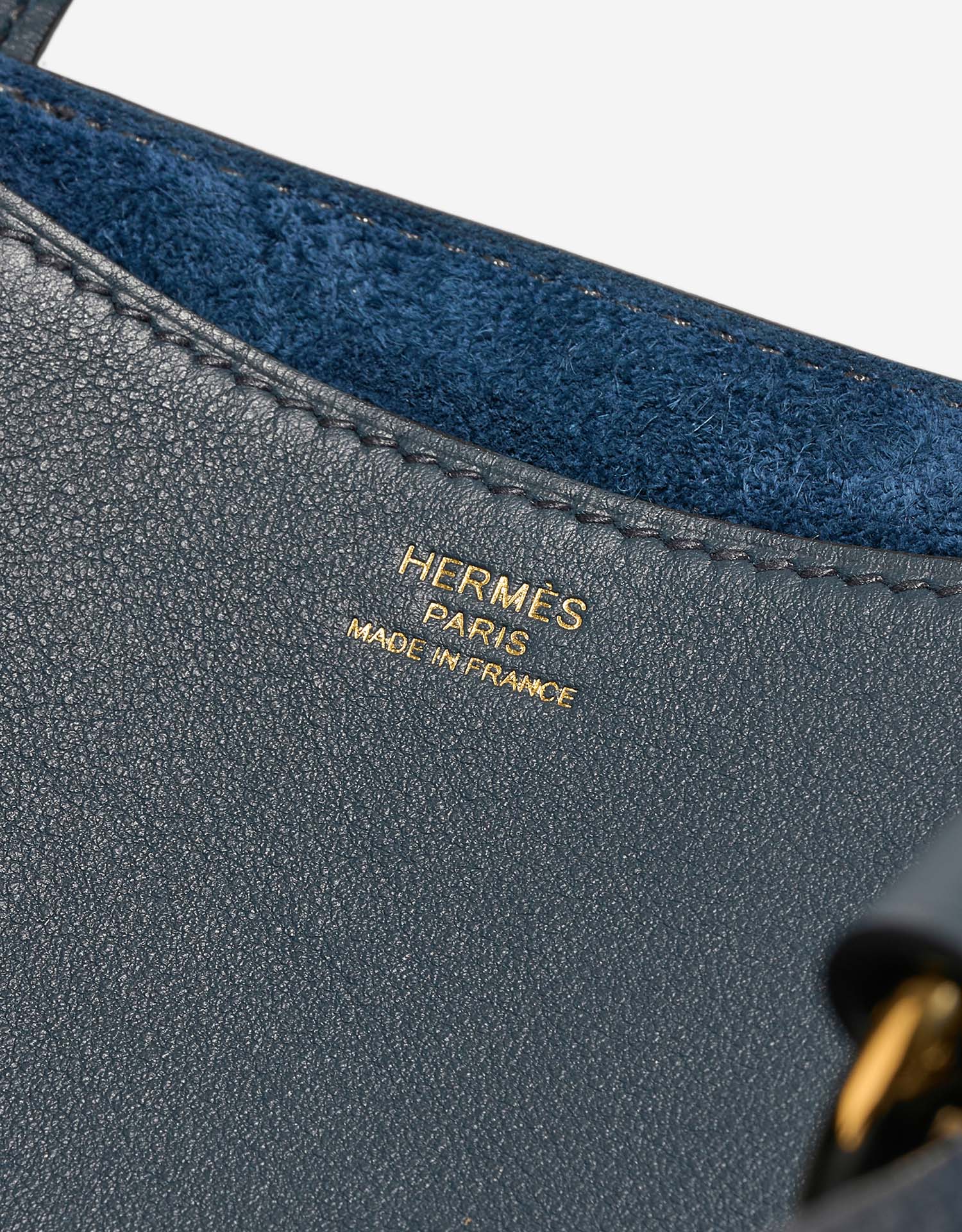 Hermès In-The-Loop 23 Taurillon Clémence / Swift Bleu de Prusse