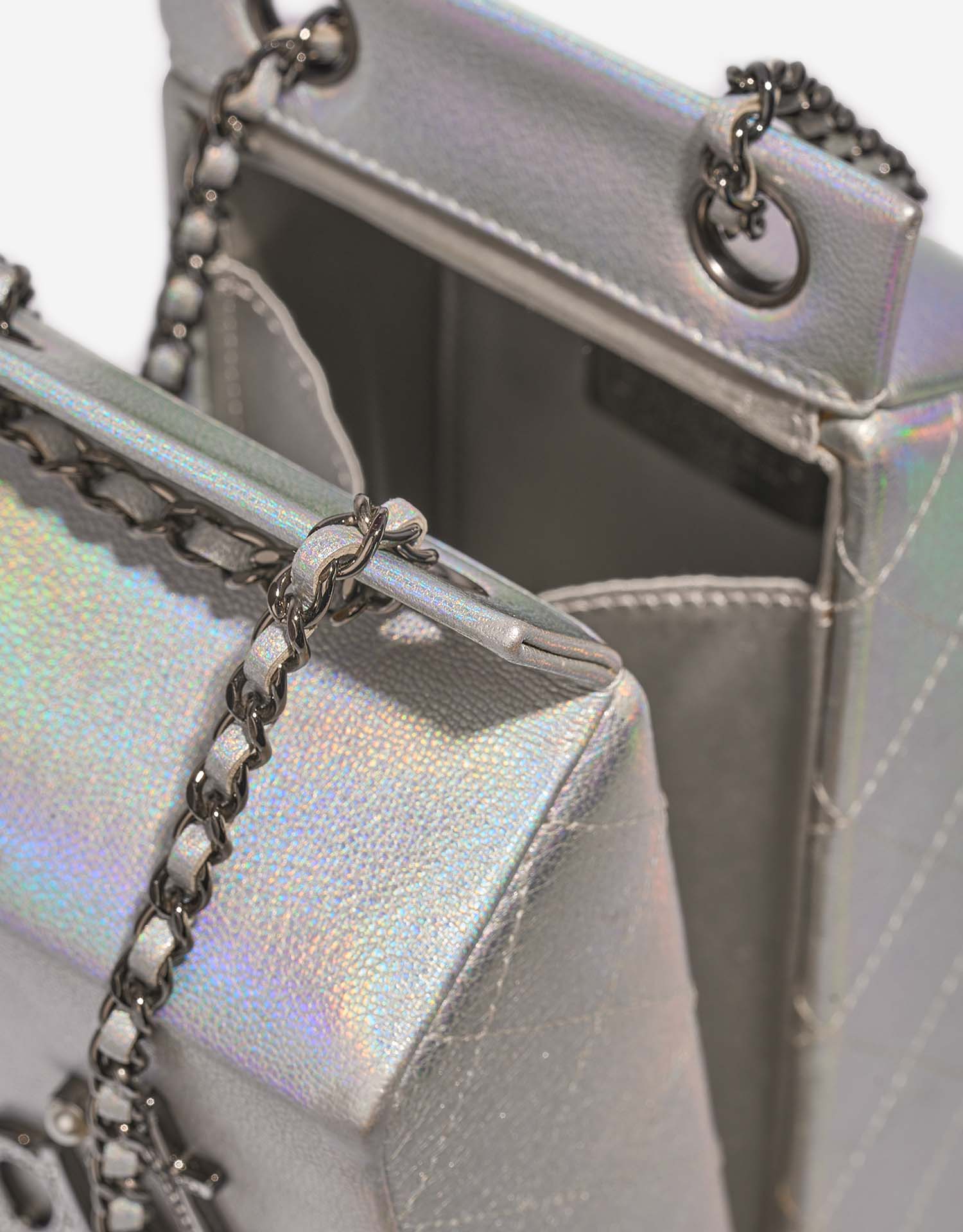 Chanel MilkCarton Silver Closing System  | Sell your designer bag on Saclab.com