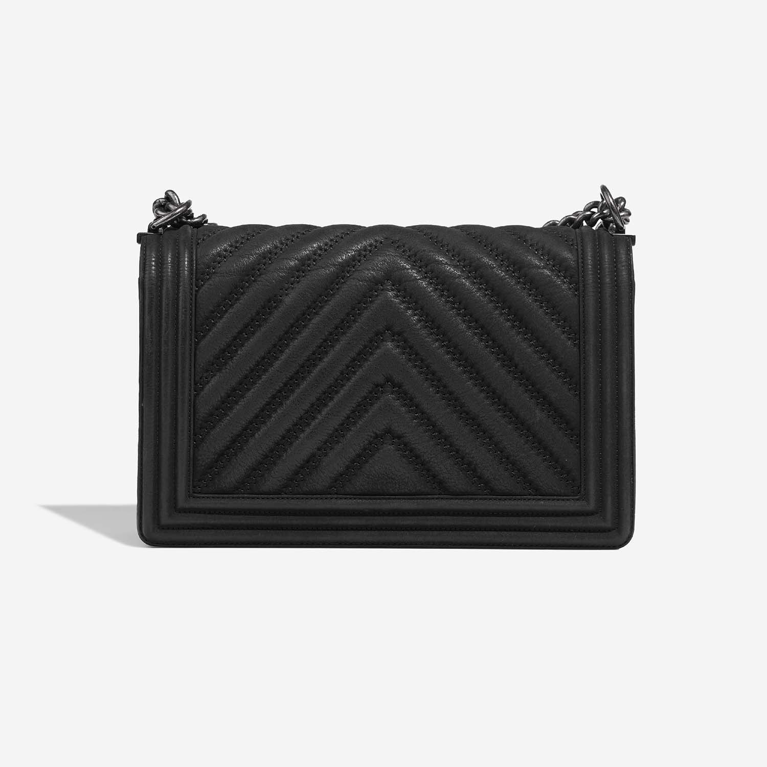 Chanel Boy NewMedium Black Back  | Sell your designer bag on Saclab.com