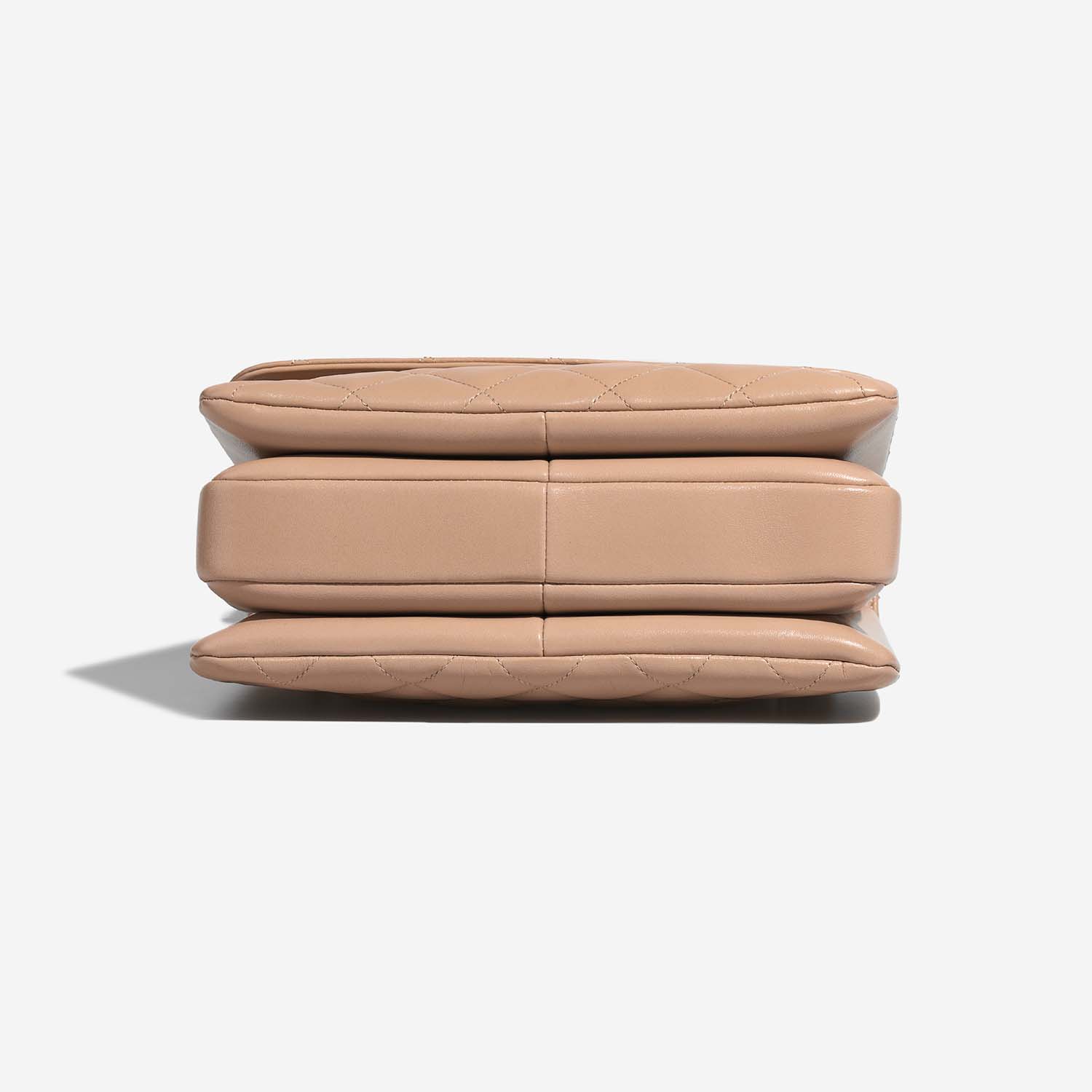 Chanel TrendyCC Medium Beige Bottom  | Sell your designer bag on Saclab.com