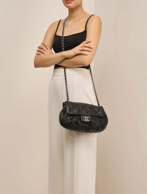 Chanel ChainAround Black on Model | Sell your designer bag on Saclab.com