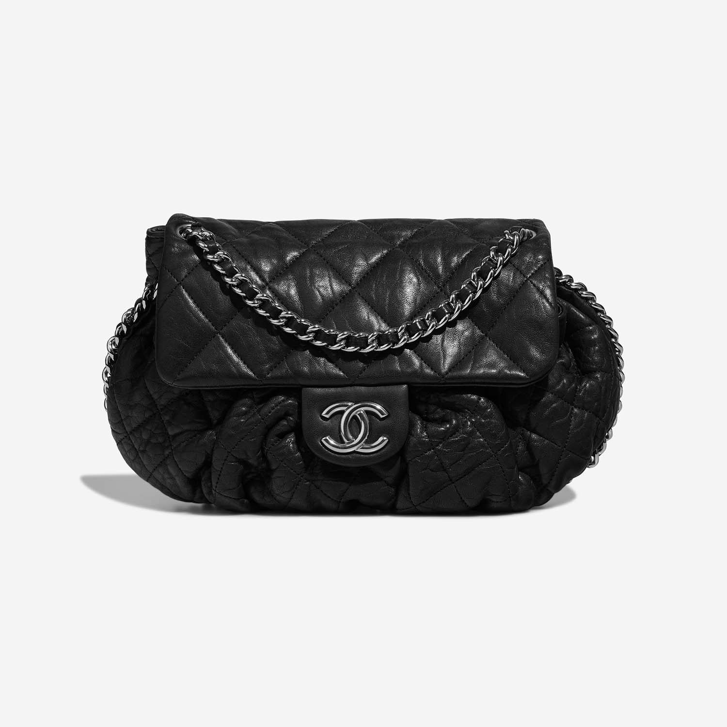 Chanel ChainAround Black Front  S | Sell your designer bag on Saclab.com