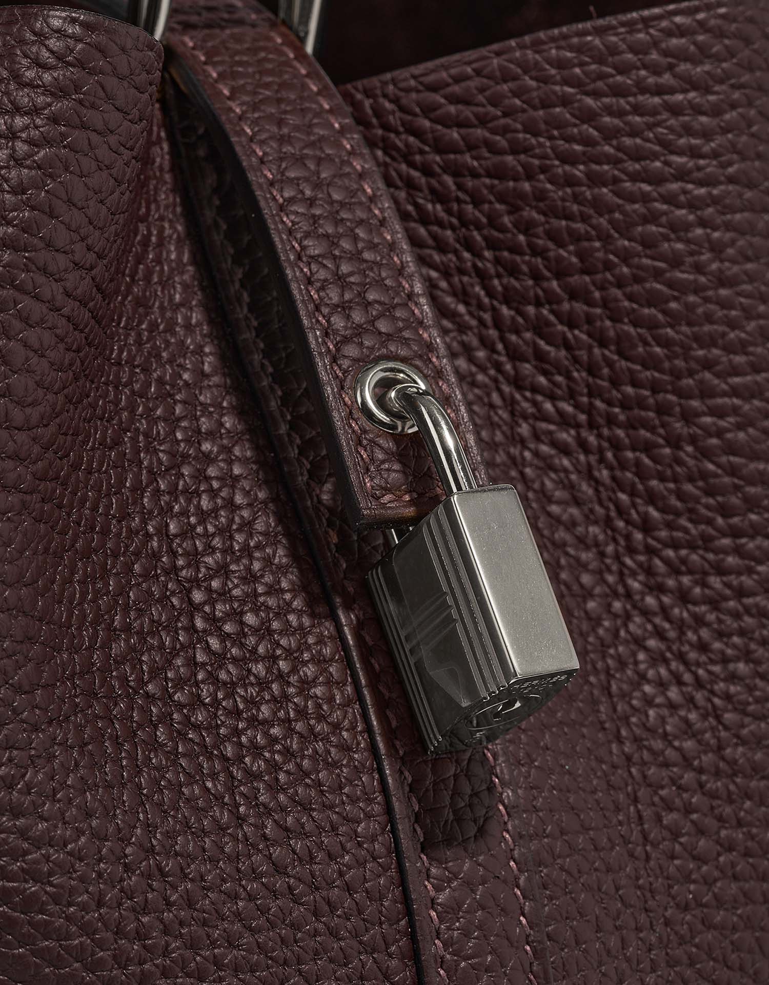 Hermès Picotin 22 RougeSellier Closing System  | Sell your designer bag on Saclab.com