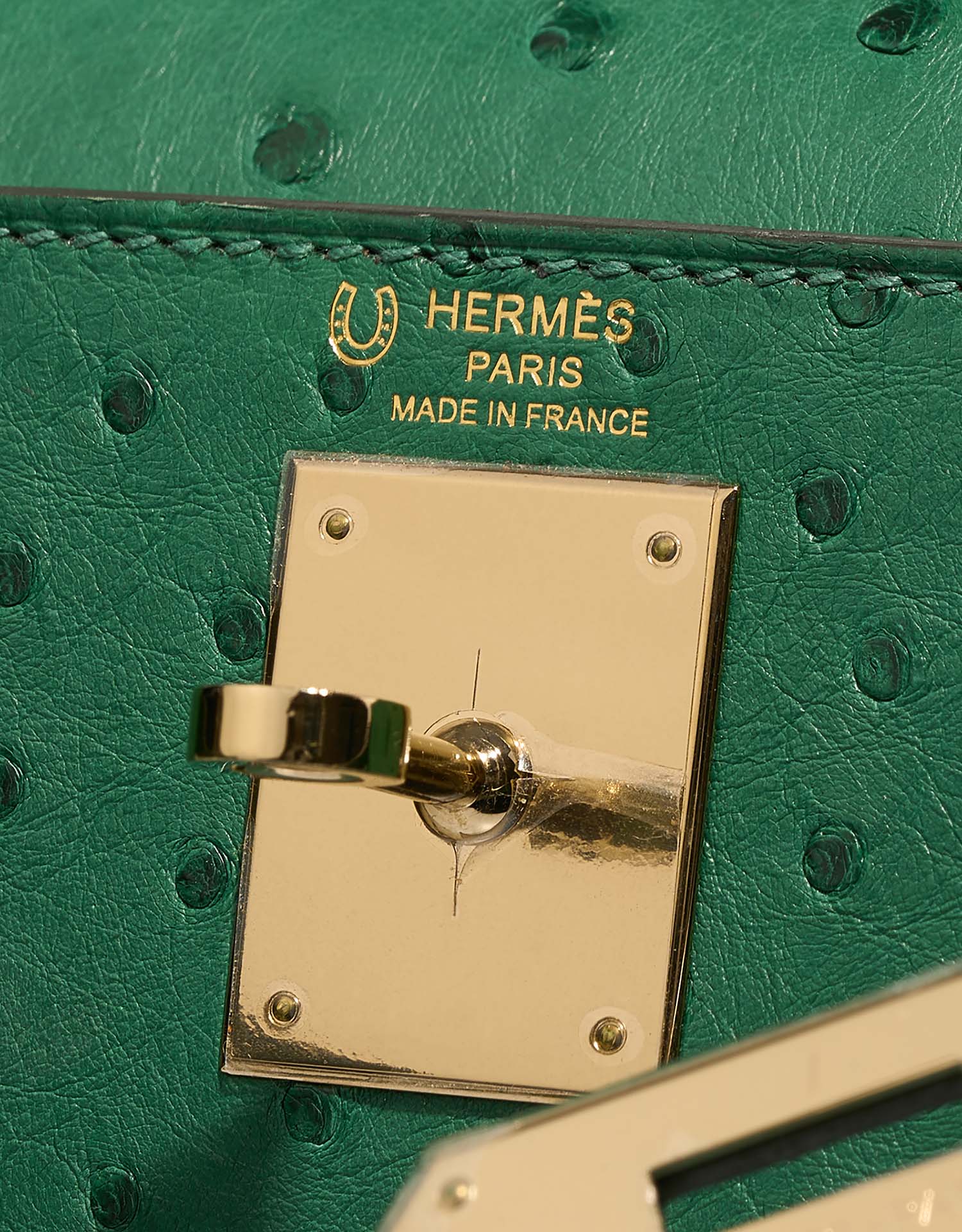 Hermès Kelly 28 VertVerone-RougeH Logo | Verkaufen Sie Ihre Designertasche auf Saclab.com