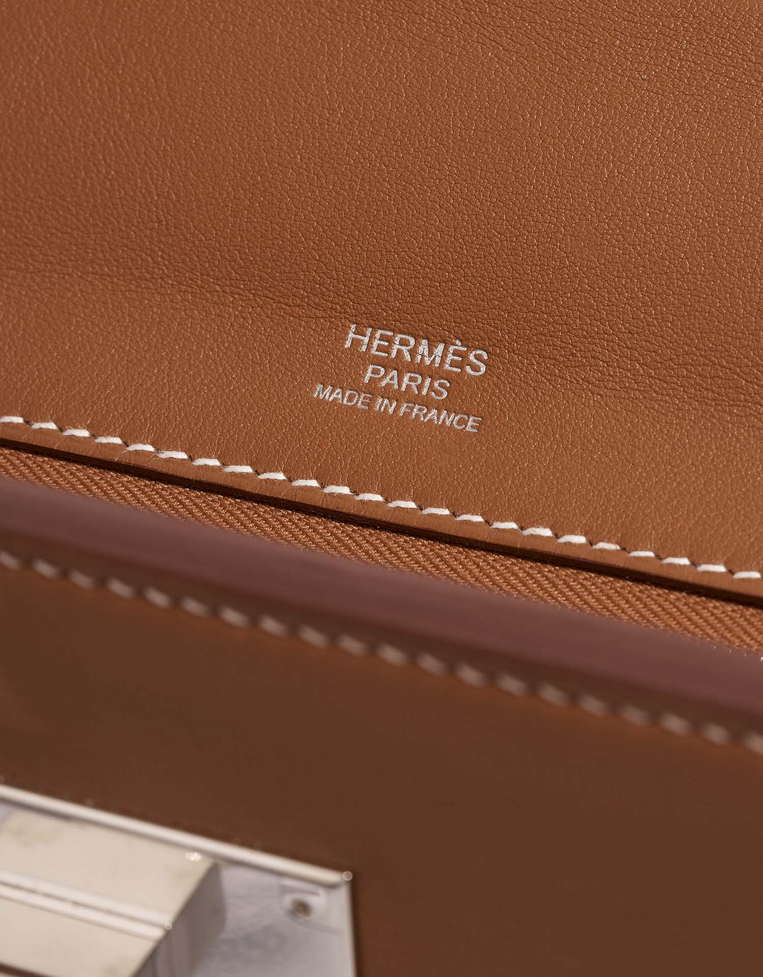 Hermès 24-24 29 Gold Logo  | Sell your designer bag on Saclab.com