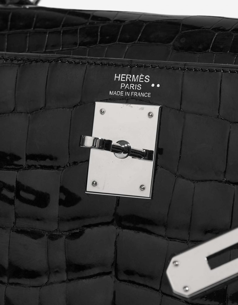 Hermès Kelly 32 Black Logo  | Sell your designer bag on Saclab.com