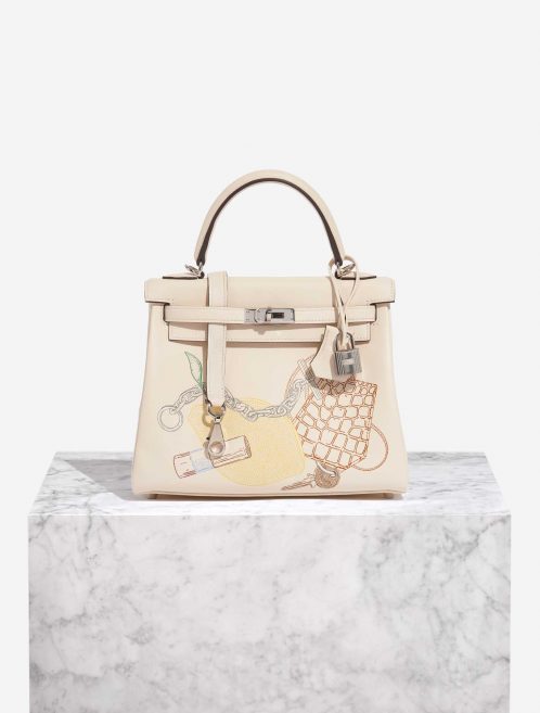 Hermès KellyInAndOut 25 Nata Front  | Sell your designer bag on Saclab.com