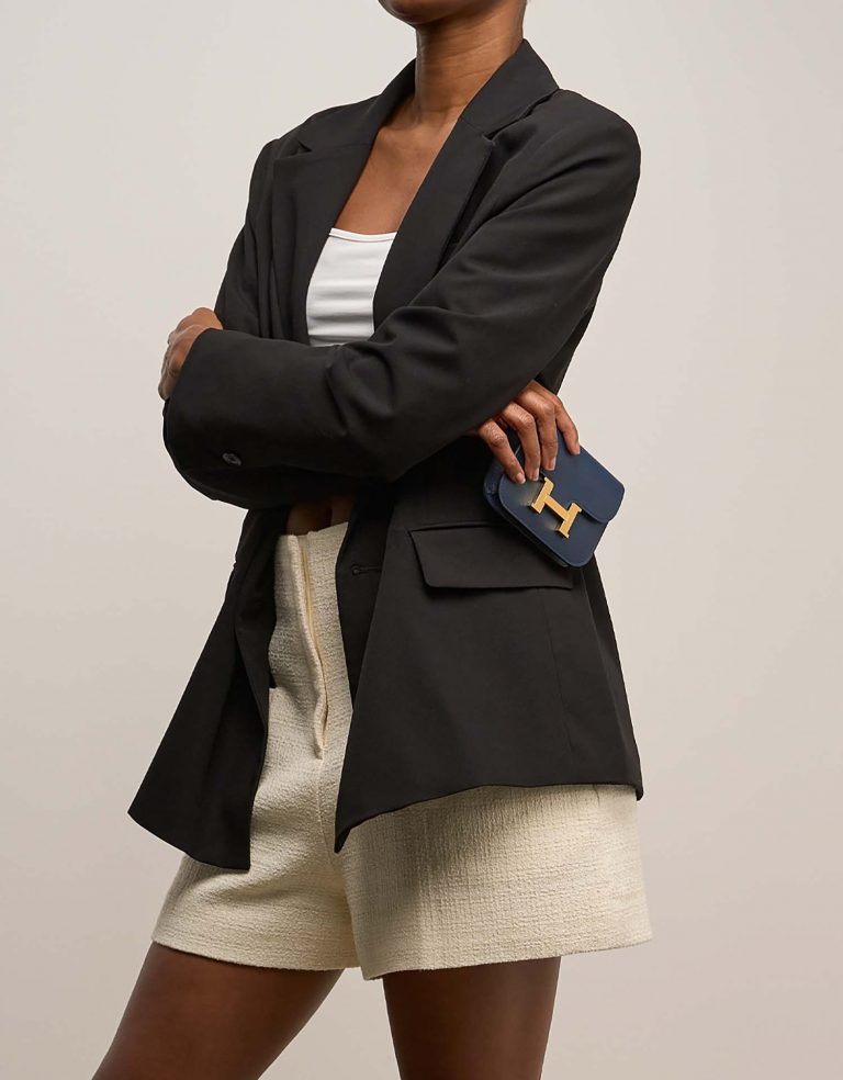 Hermès Constance SlimWallet BleuDePrusse Front | Vendez votre sac de créateur sur Saclab.com