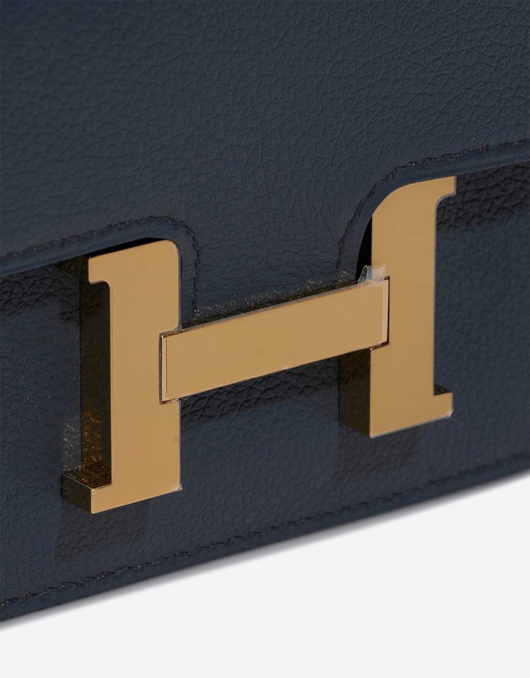 Hermès Constance Slim Wallet Evercolor Bleu de Prusse Closing System | Sell your designer bag