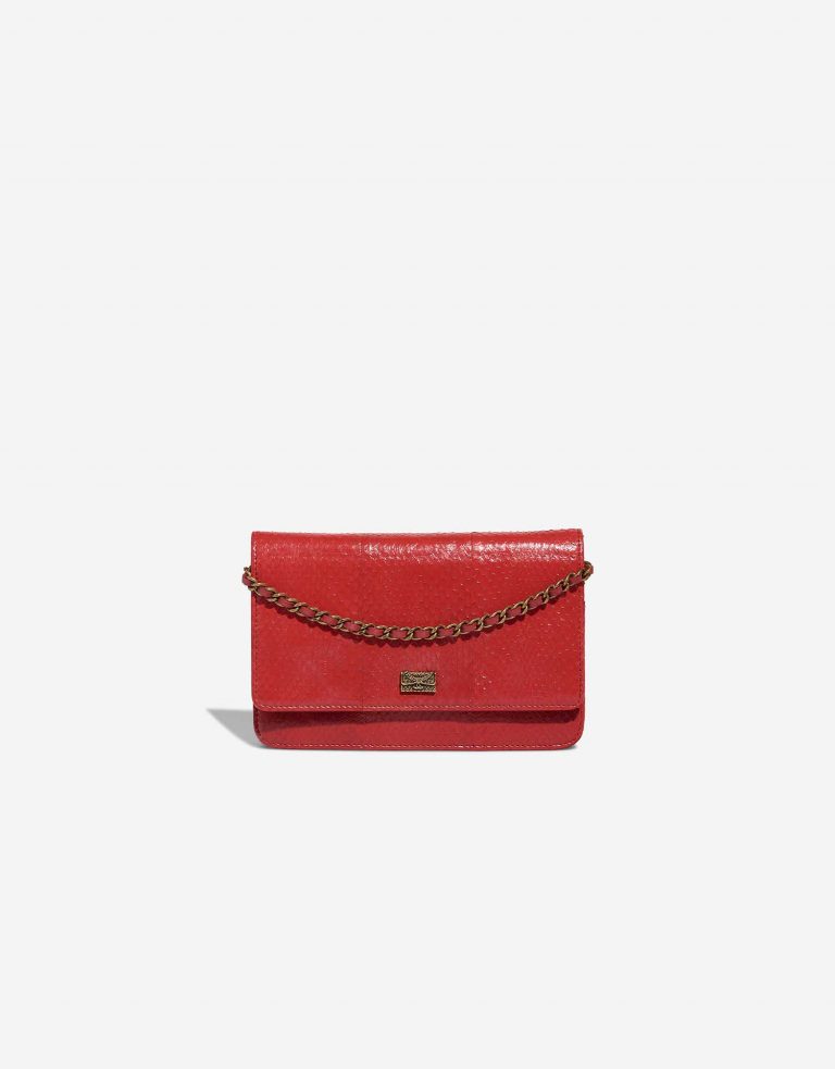 Chanel WalletOnChain Red Front  | Sell your designer bag on Saclab.com