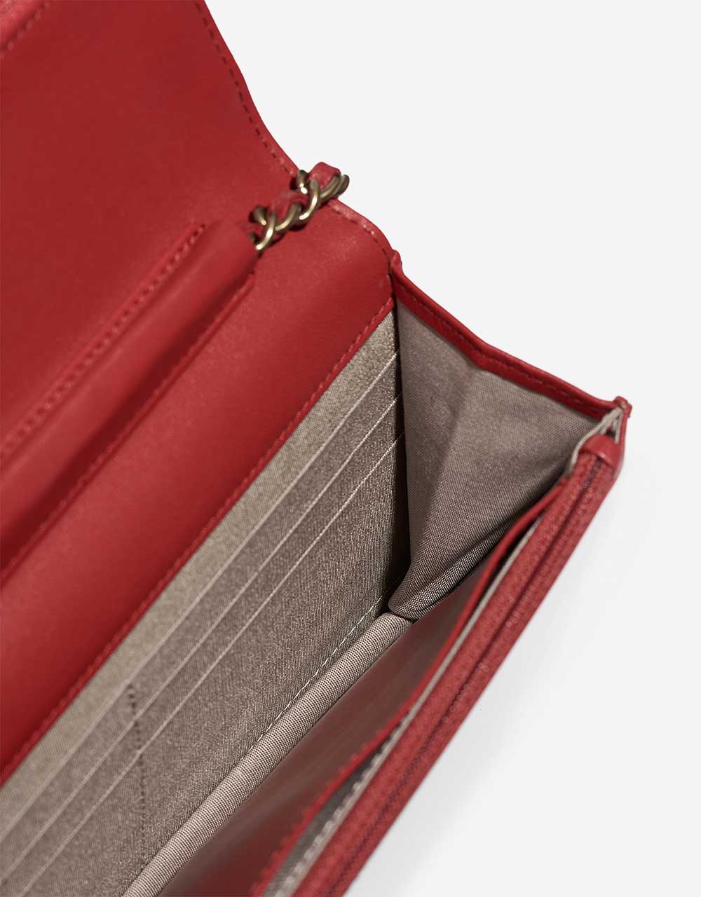 Chanel WalletOnChain Red Inside | Verkaufen Sie Ihre Designer-Tasche auf Saclab.com