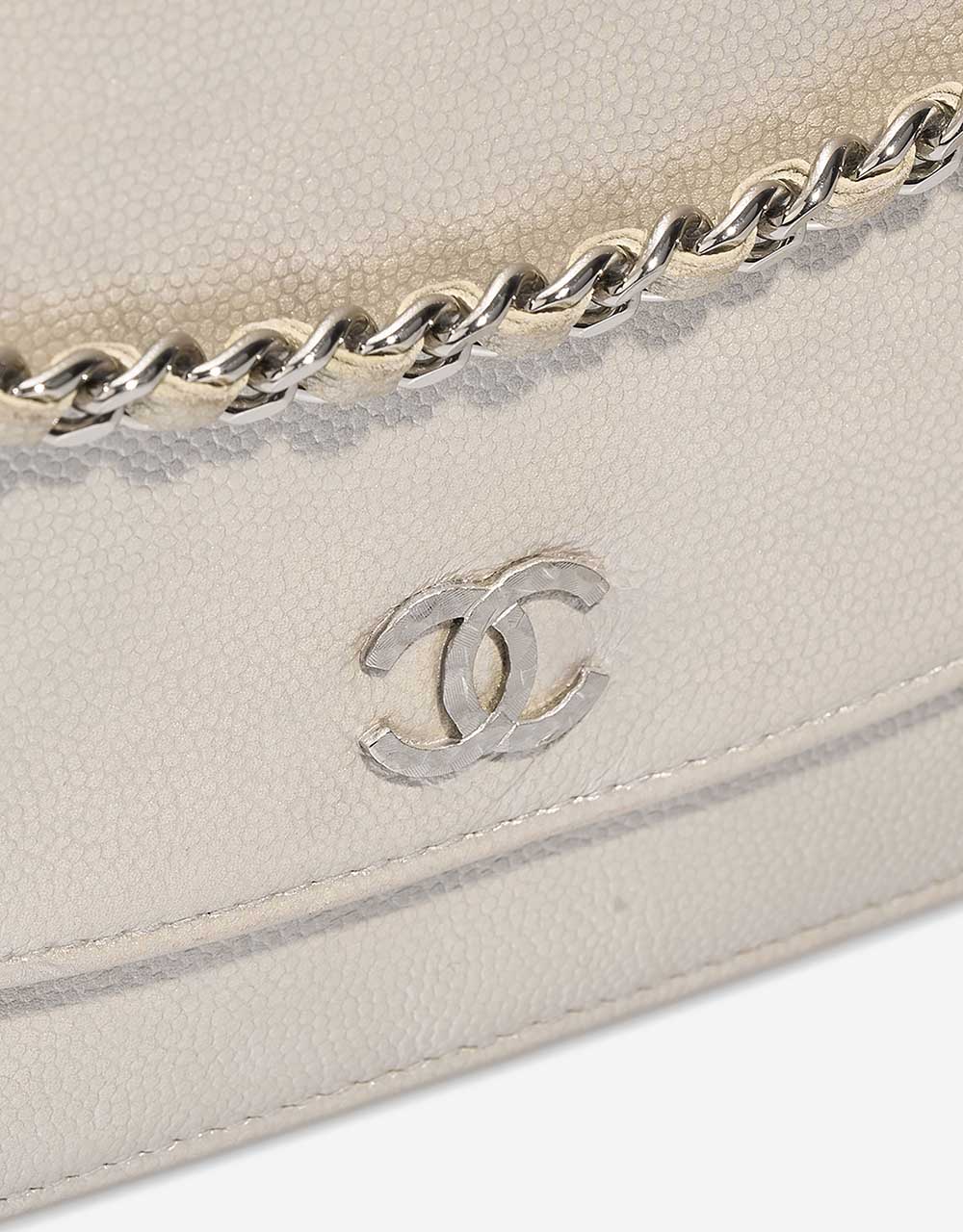 Chanel WalletOnChain ShinyChampagne Closing System  | Sell your designer bag on Saclab.com