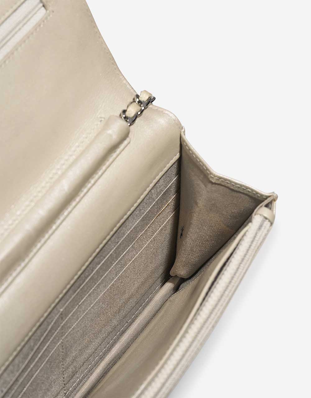 Chanel WalletOnChain ShinyChampagne Inside  | Sell your designer bag on Saclab.com