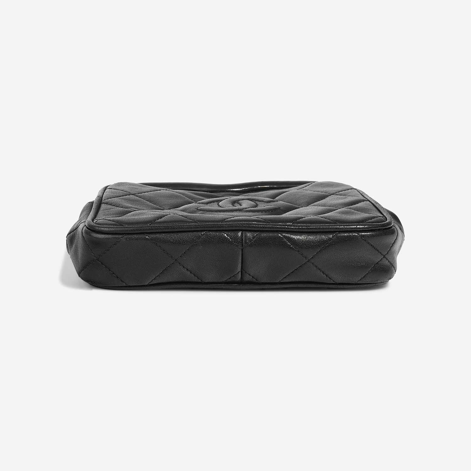 Chanel TimelessBeltBag OneSize Black Bottom  | Sell your designer bag on Saclab.com