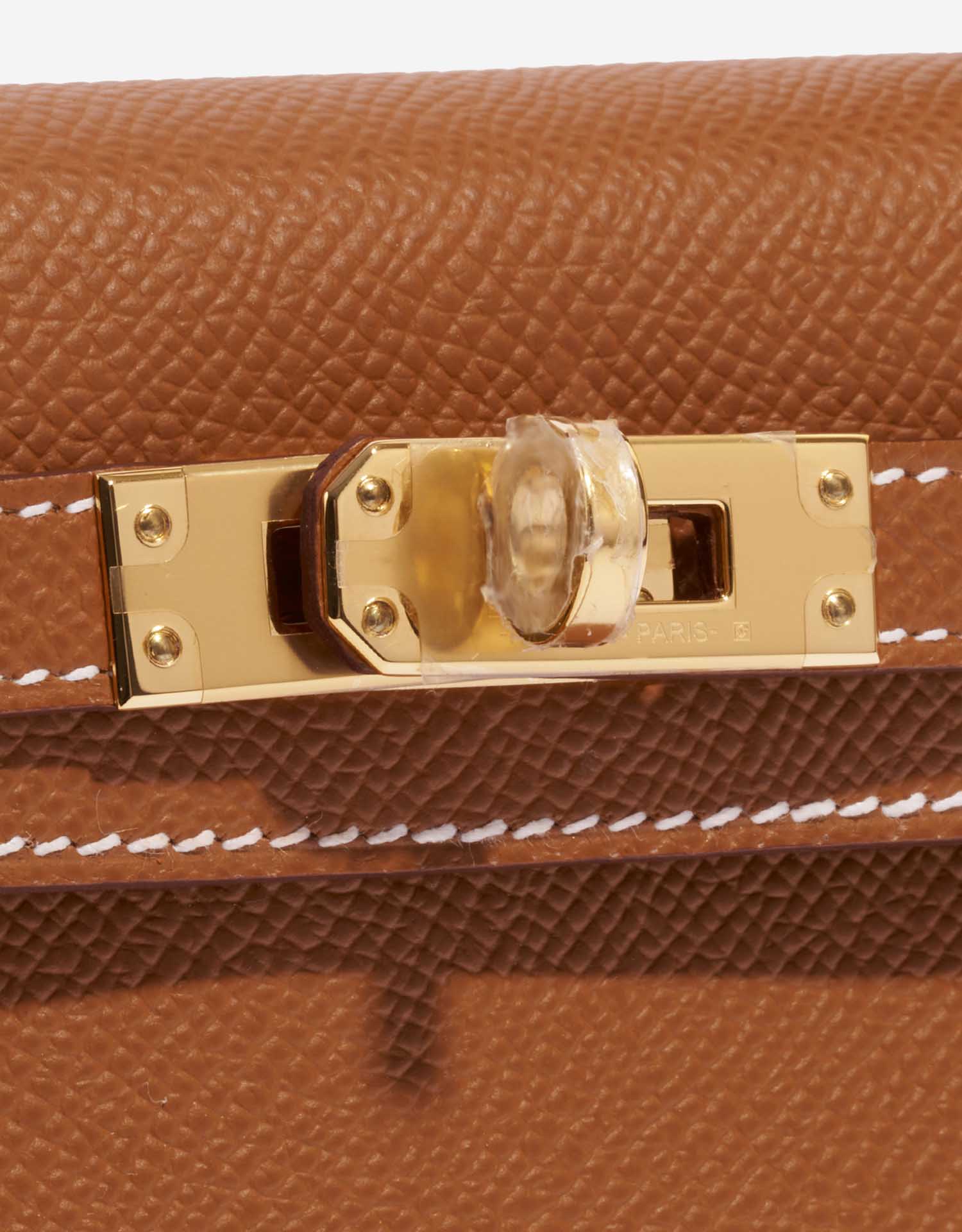 Hermès Kelly Mini Gold Closing System  | Sell your designer bag on Saclab.com