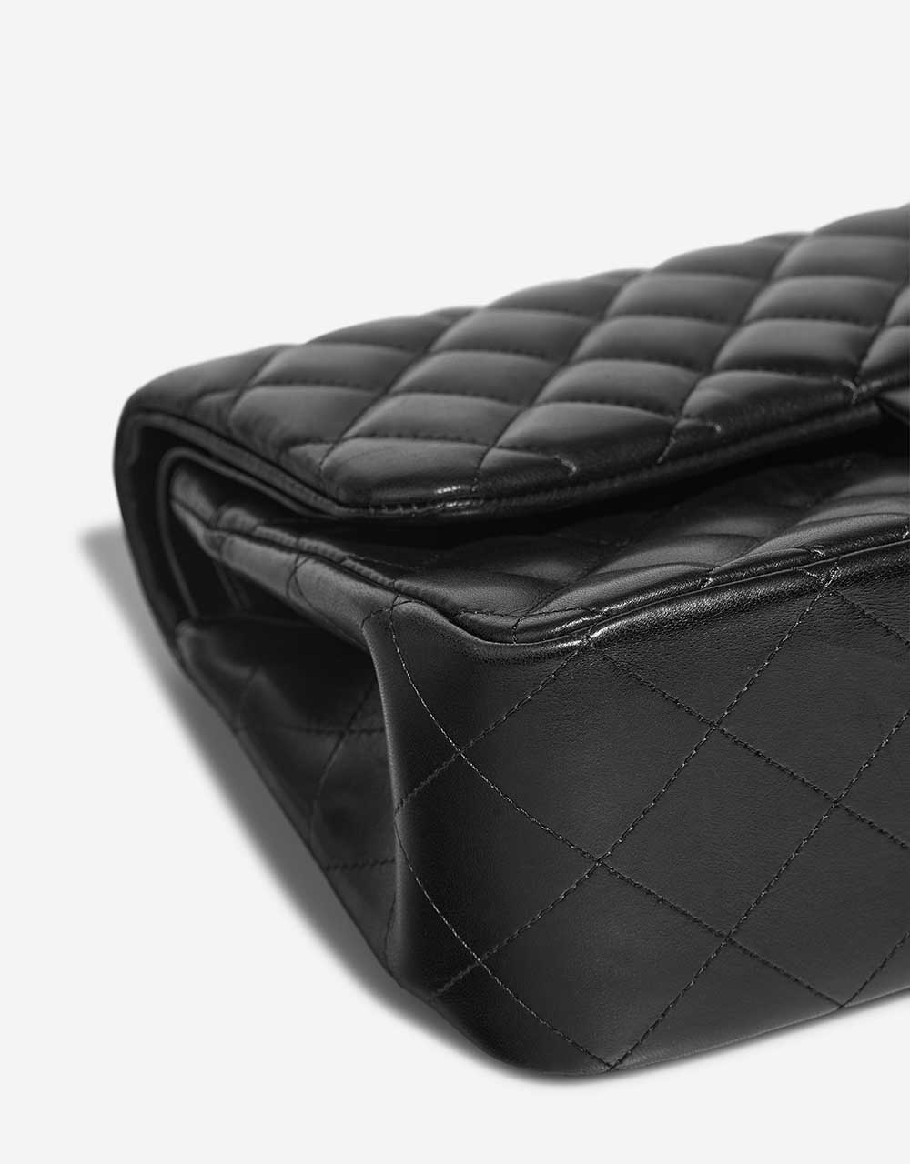 Chanel Timeless Jumbo Schwarz Gebrauchsspuren| Verkaufen Sie Ihre Designer-Tasche auf Saclab.com