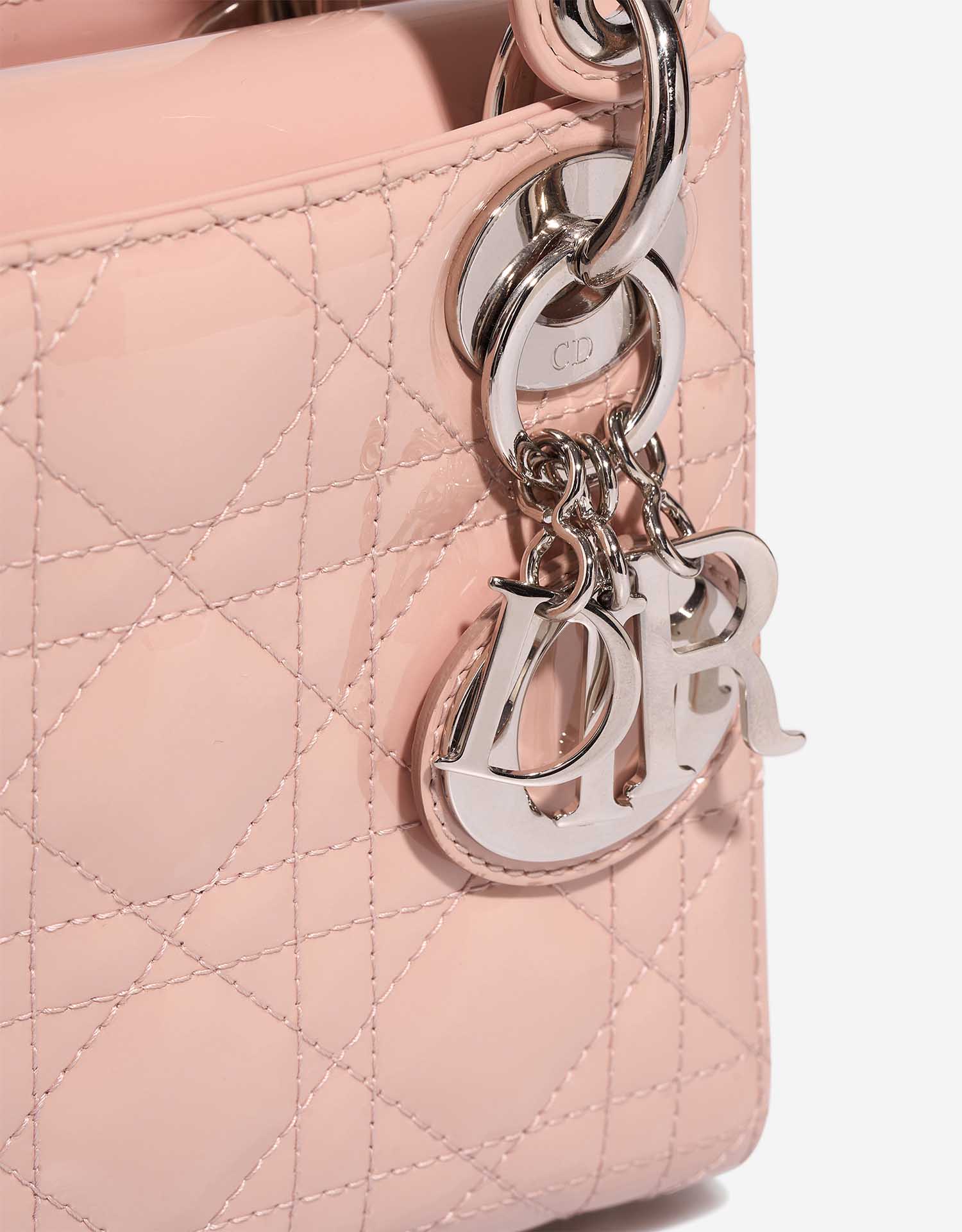 Dior LadyDior Mini Rose Closing System  | Sell your designer bag on Saclab.com