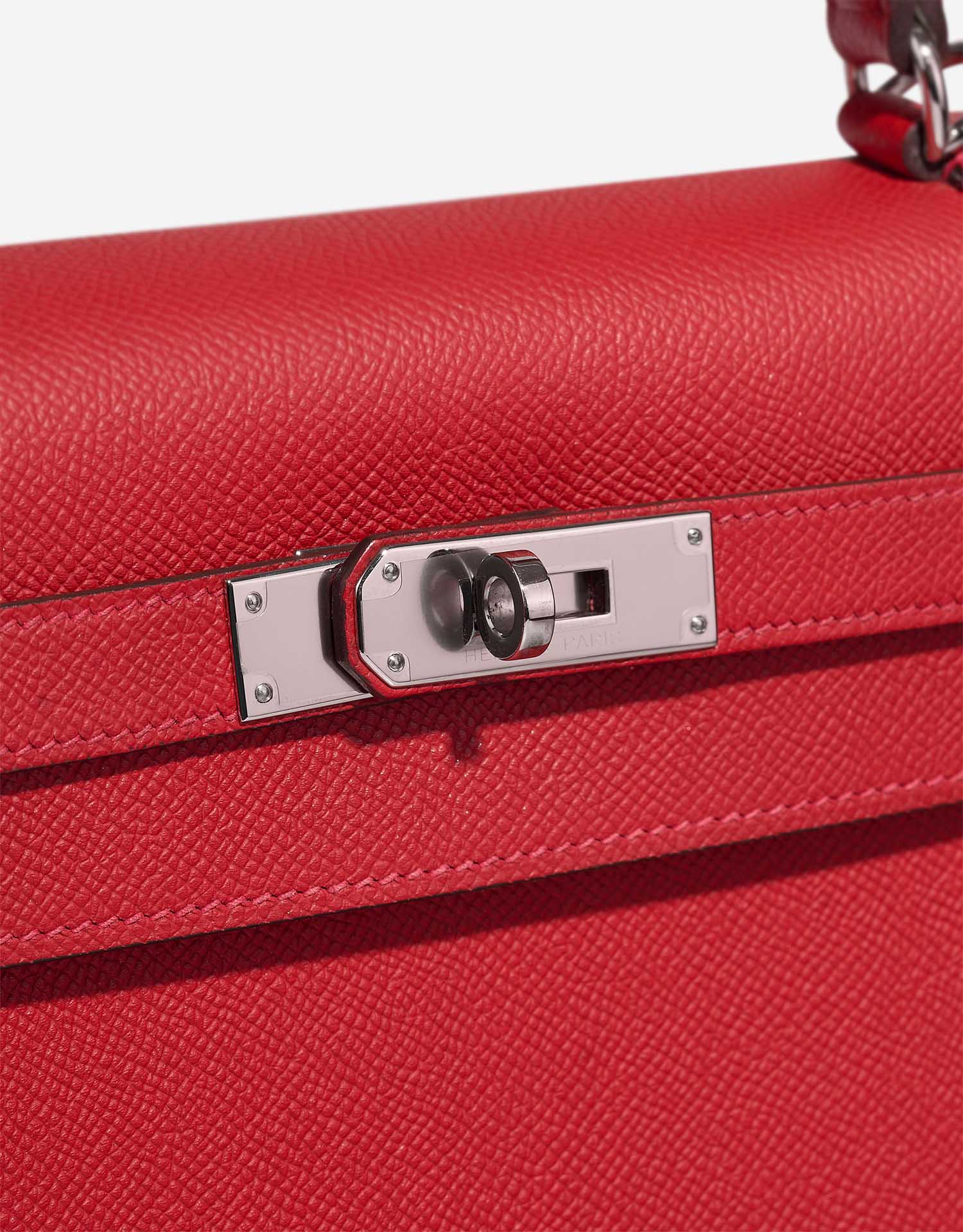 Hermès Kelly 32 RougeCasaque Verschluss-System | Verkaufen Sie Ihre Designer-Tasche auf Saclab.com
