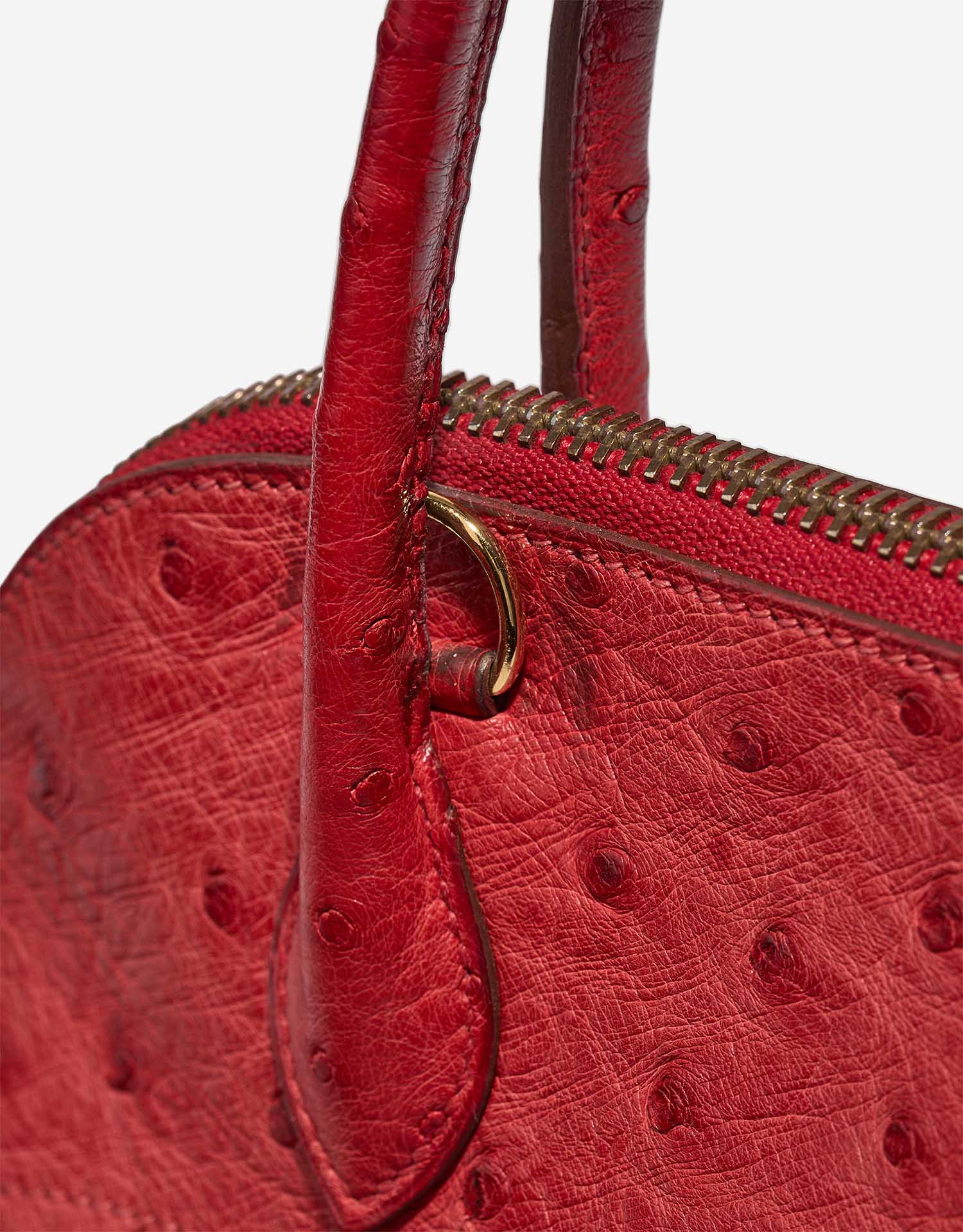 Hermès Bolide 27 RougeVif signs of wear 1 | Sell your designer bag on Saclab.com