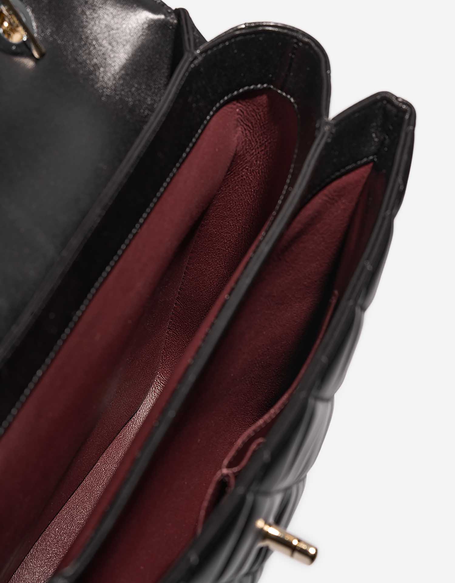 Chanel TrendyCC Large Black Inside  | Sell your designer bag on Saclab.com