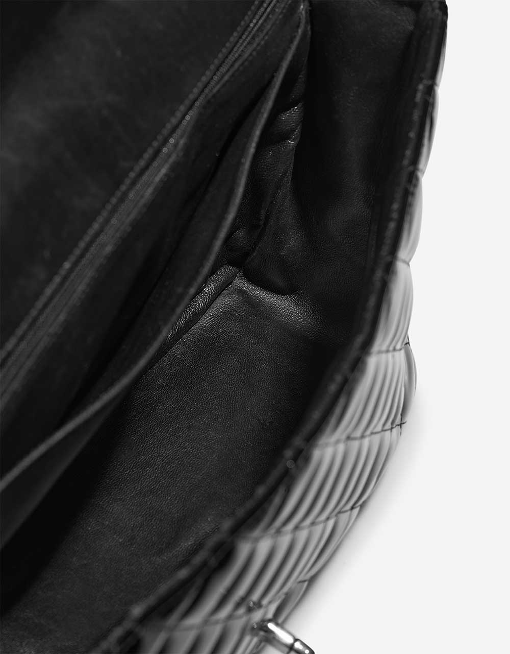 Chanel Timeless Maxi Black Inside  | Sell your designer bag on Saclab.com