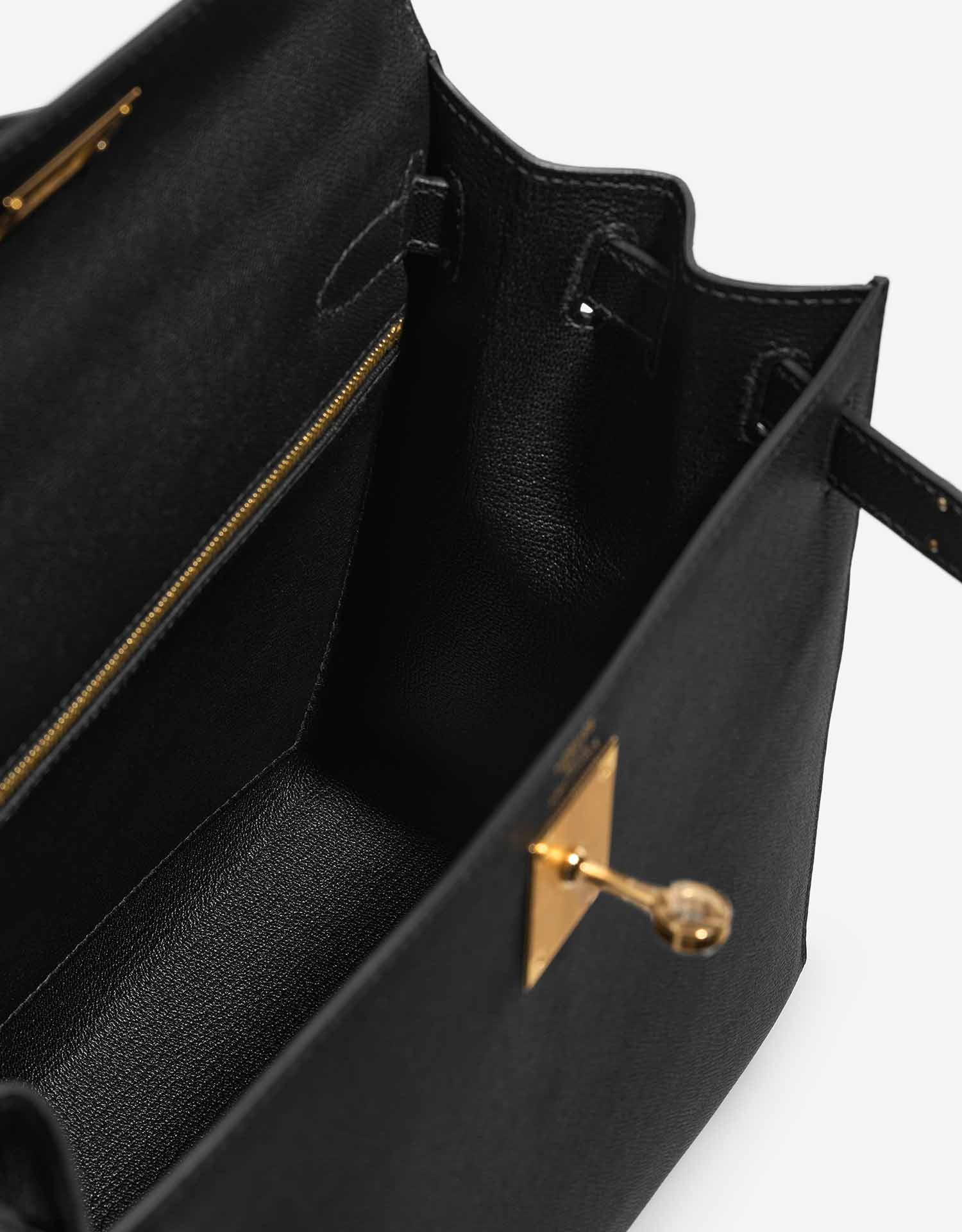 Hermès Kelly 28 Black Inside  | Sell your designer bag on Saclab.com