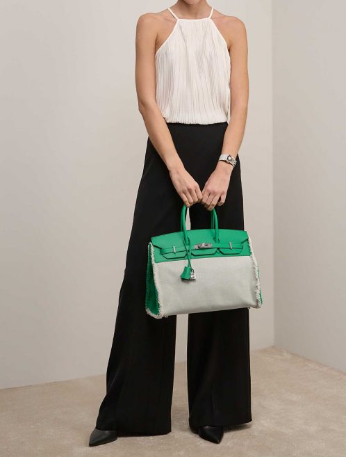 Hermès Birkin 35 Menthe auf Model | Verkaufen Sie Ihre Designertasche auf Saclab.com