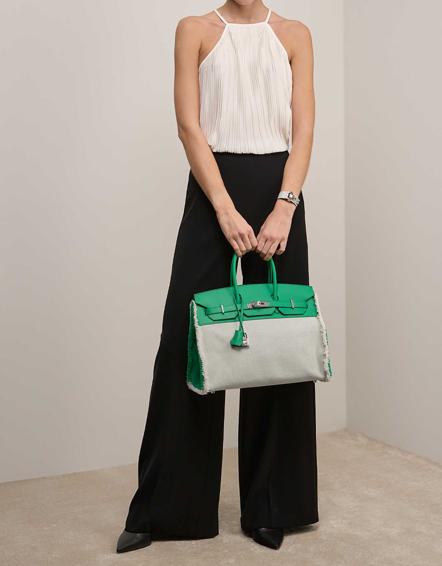 Hermès Birkin 35 Menthe on Model | Sell your designer bag on Saclab.com