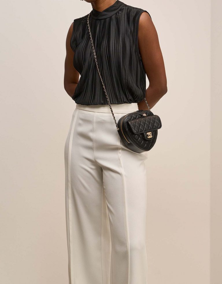Chanel Timeless Heart Medium Black Front  | Sell your designer bag on Saclab.com