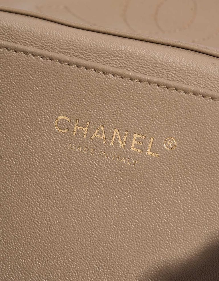 Chanel Timeless Jumbo Beige Logo  | Sell your designer bag on Saclab.com