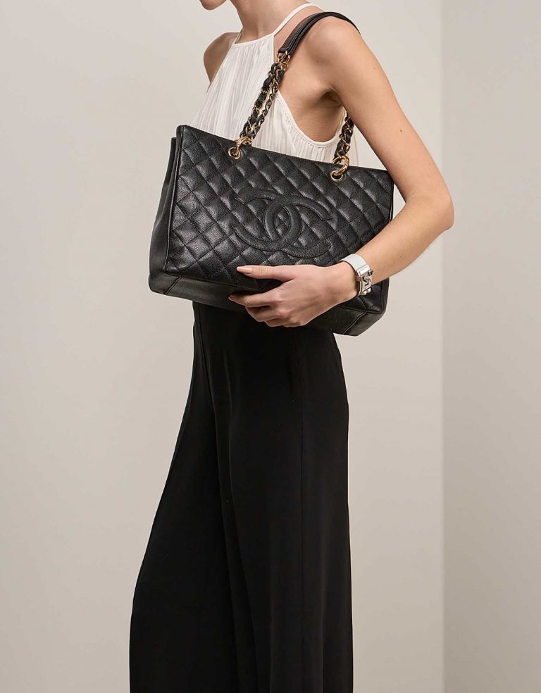 Chanel ShoppingTote Grande Black Front | Vendez votre sac de créateur sur Saclab.com