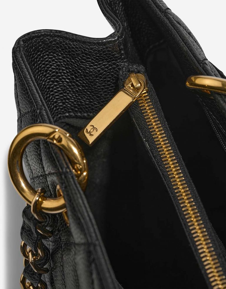 Chanel ShoppingTote Grande Black Closing System  | Sell your designer bag on Saclab.com