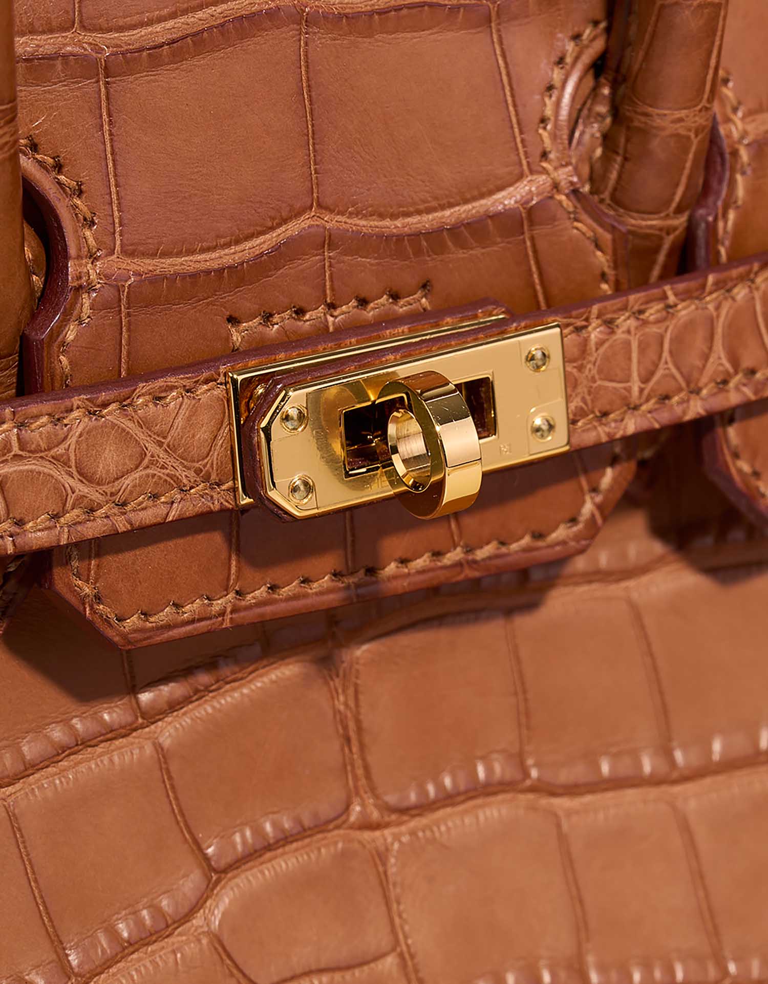 Hermès Birkin 20 Gold Closing System  | Sell your designer bag on Saclab.com