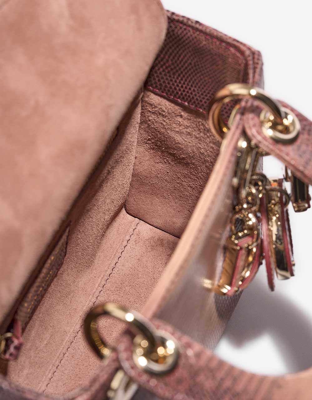 Dior Lady Mini Mauve-Pourpre Intérieur | Vendez votre sac de créateur sur Saclab.com
