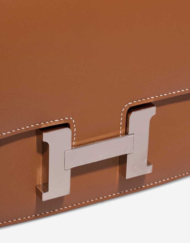 Hermès Constance 18 Gold Closing System  | Sell your designer bag on Saclab.com