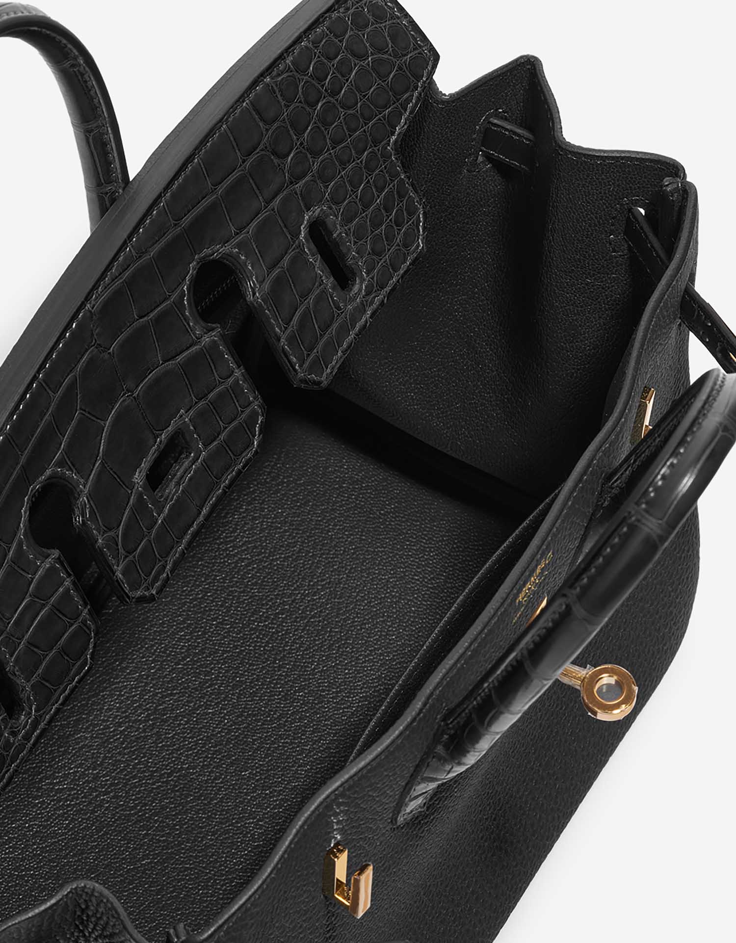 Hermès Birkin 25 Black Inside  | Sell your designer bag on Saclab.com