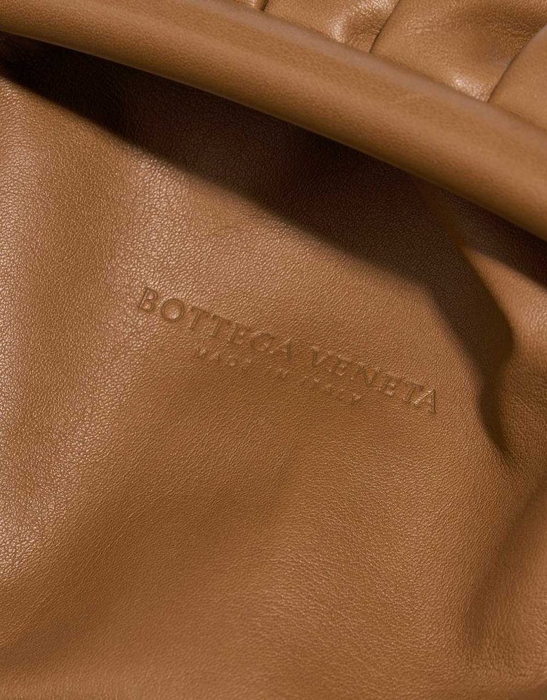 BottegaVeneta Pouch One-size Teak Logo  | Sell your designer bag on Saclab.com