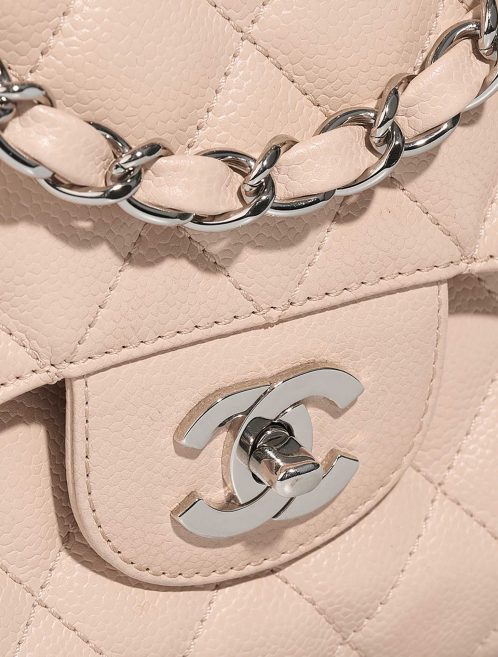 Chanel Timeless Jumbo Cream Closing System  | Sell your designer bag on Saclab.com