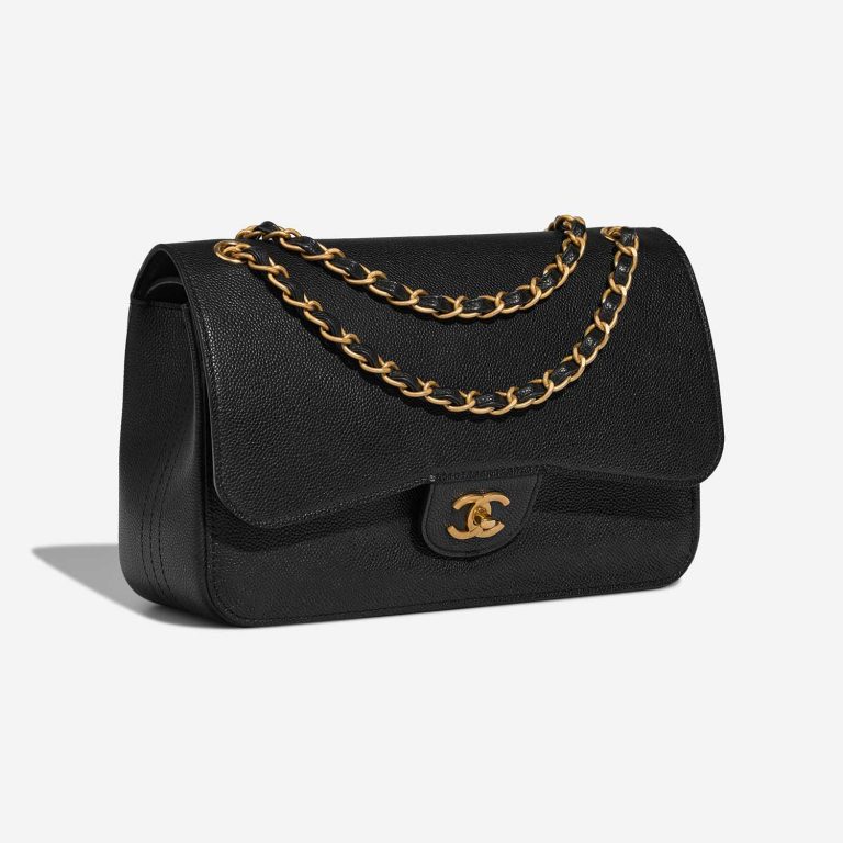 Chanel Timeless Jumbo Black Side Front | Verkaufen Sie Ihre Designer-Tasche auf Saclab.com