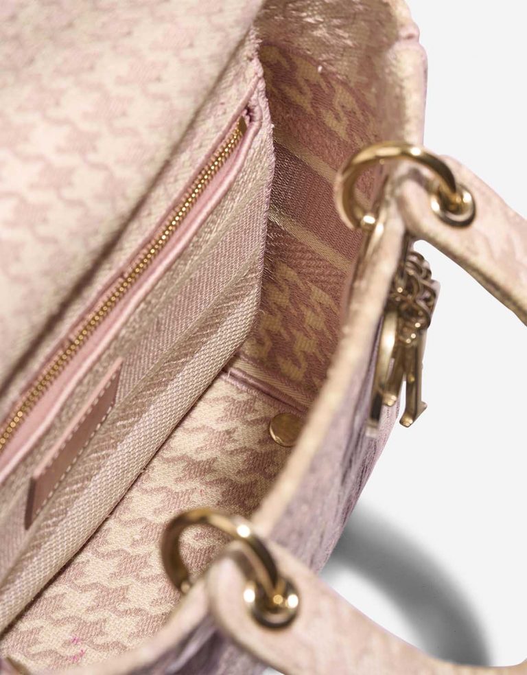 Dior LadyD-Lite Medium Beigerose Inside  | Sell your designer bag on Saclab.com