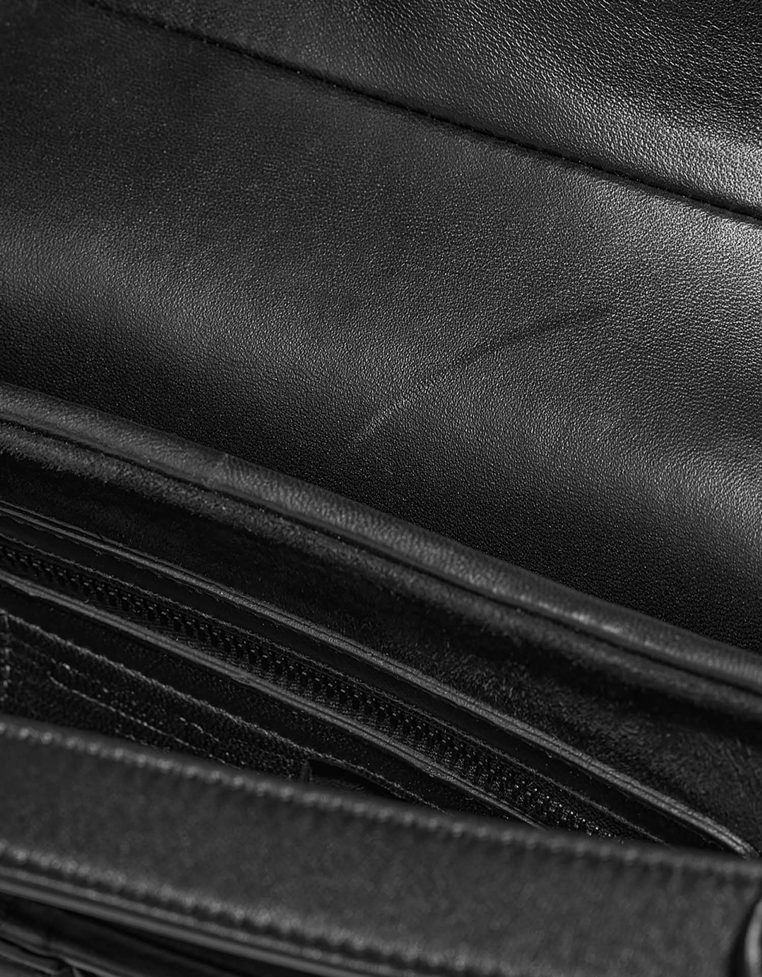 Dior Saddle Medium Black signs of wear | Sell your designer bag on Saclab.com
