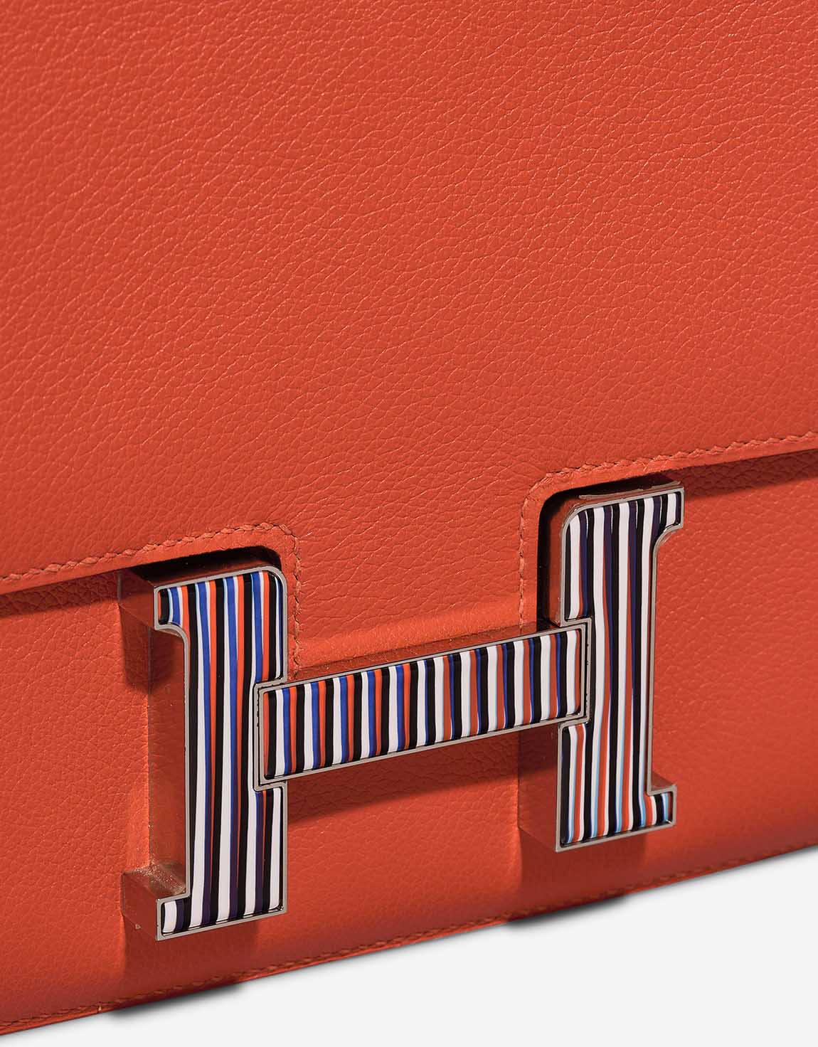 Hermès Constance 24 OrangePoppy Closing System  | Sell your designer bag on Saclab.com