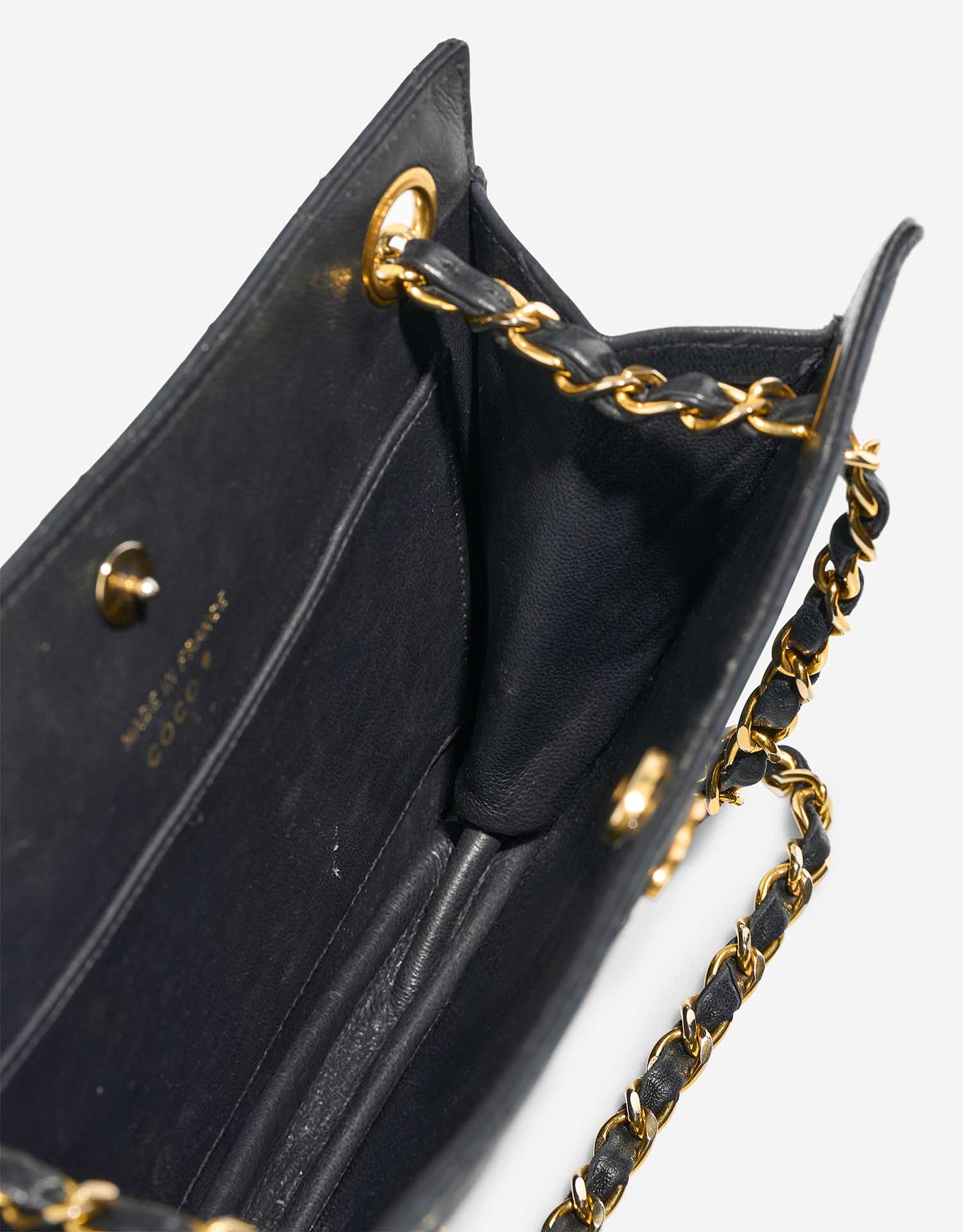 Chanel Clutch OneSize Navy Inside  | Sell your designer bag on Saclab.com