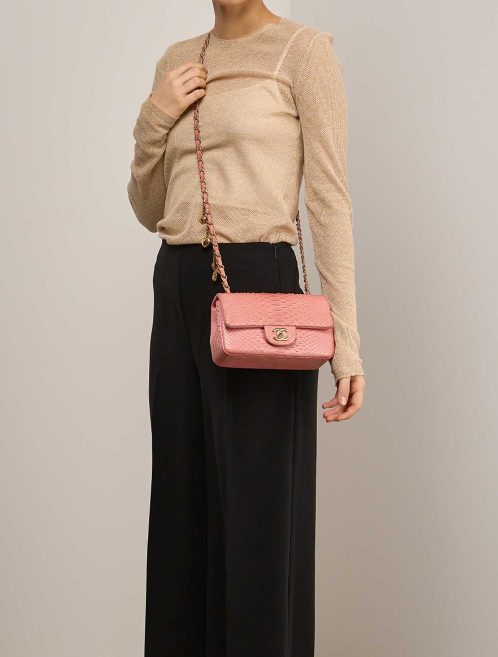 Chanel Timeless MiniRectangular DustyPink on Model | Sell your designer bag on Saclab.com