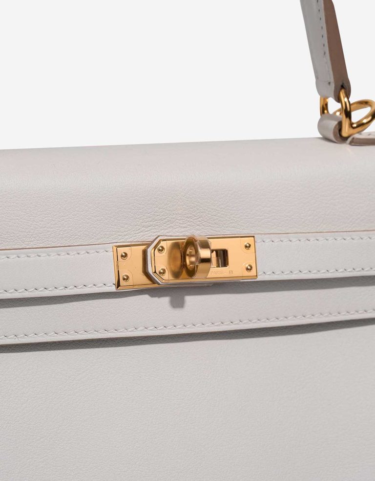 Hermès Kelly 25 Swift Gris Pâle Closing System | Sell your designer bag