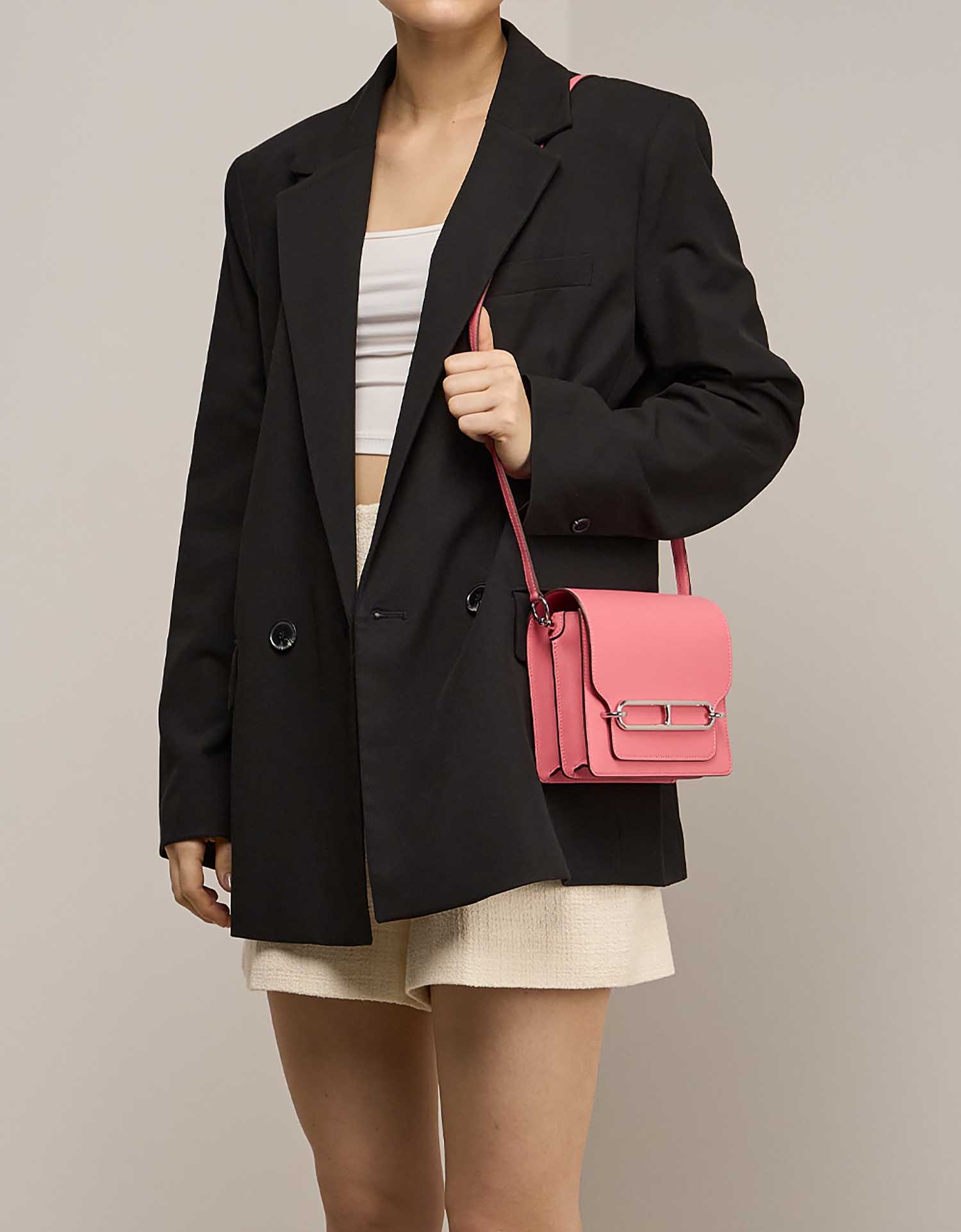 Hermès Roulis 18 Swift Rose Azalée on Model | Sell your designer bag