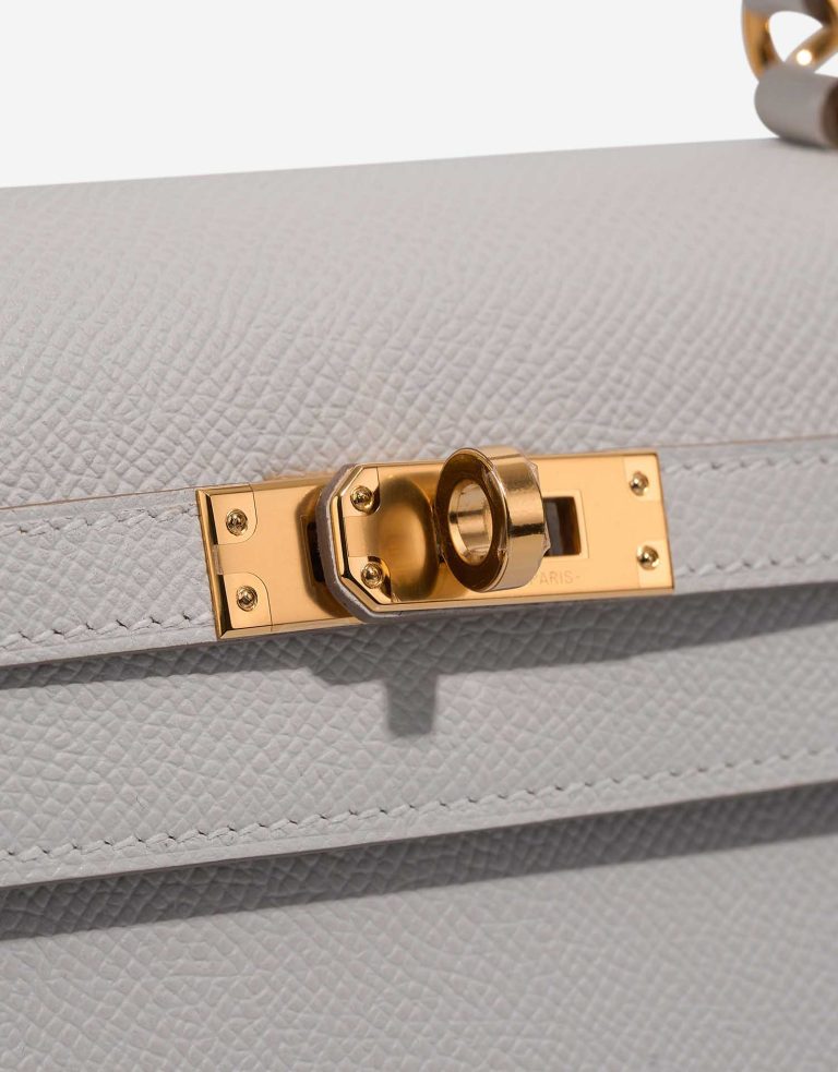 Hermès Kelly 25 Epsom Gris Pâle Closing System | Sell your designer bag