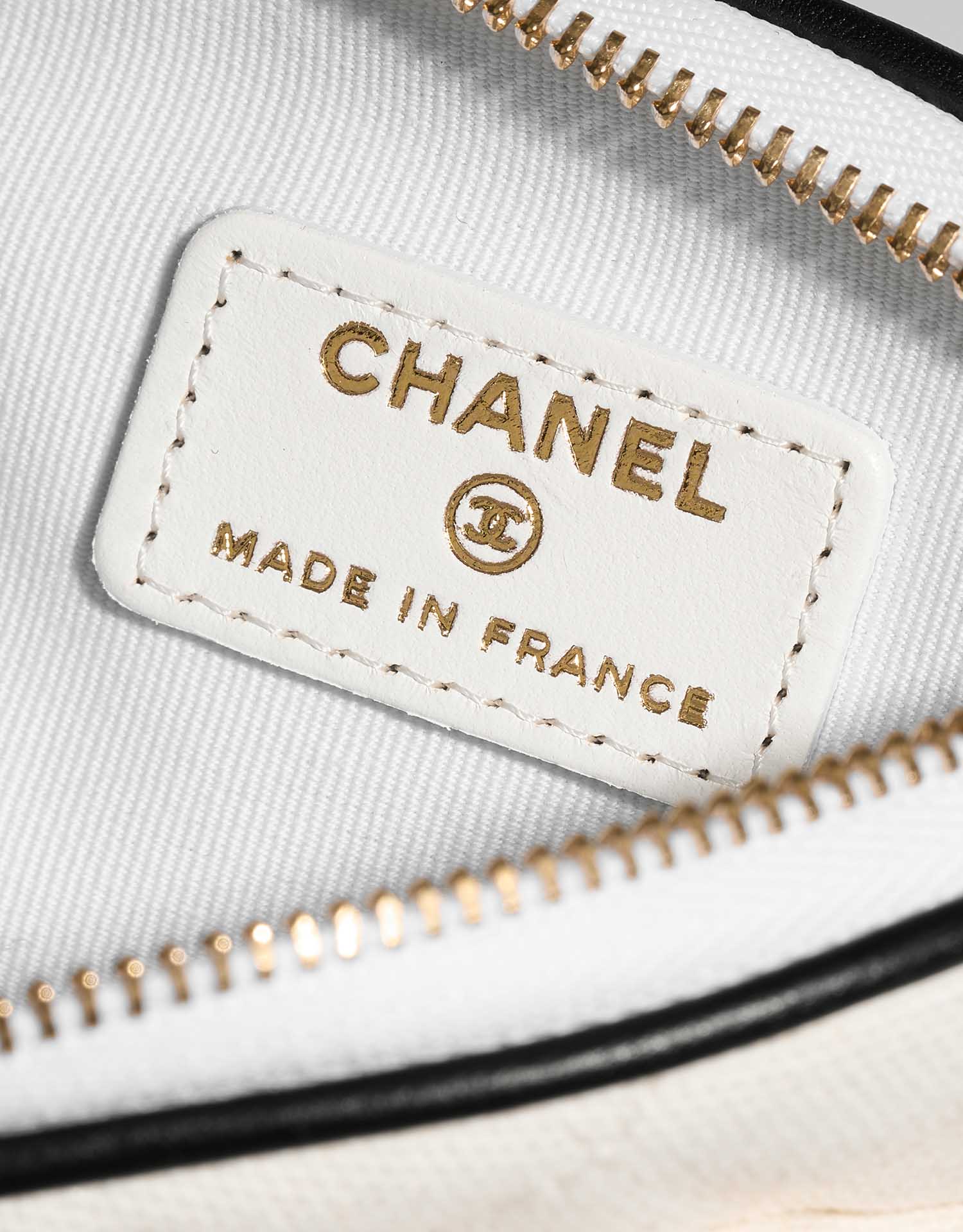 Chanel Clutch Cotton White Logo | Sell your designer bag