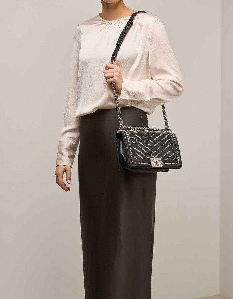 Chanel Boy Old Medium Calf / Pearls Black Front | Sell your designer bag