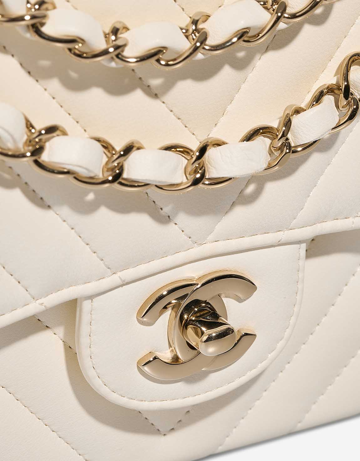 Chanel Timeless Medium Lamb Off White Closing System | Sell your designer bag